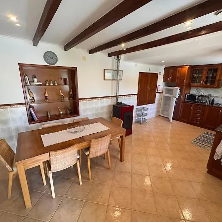 Casa de Férias Casa Muragarden *